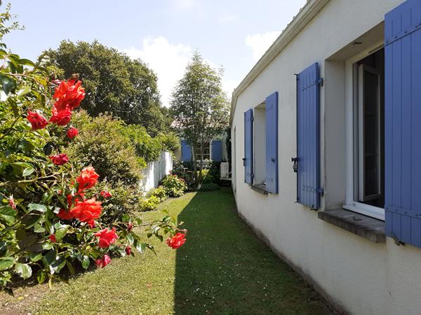 Entre nature préservée et océan - Élégante maison familiale avec piscine dans un cadre d'exception