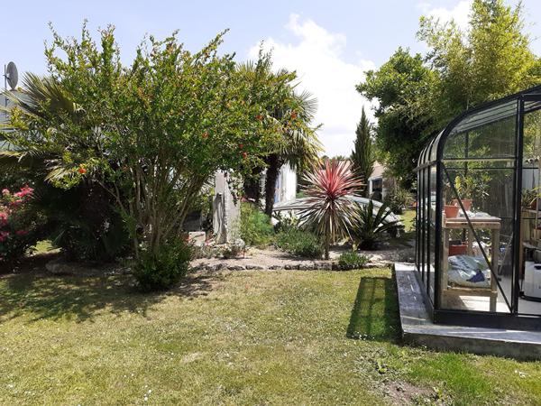 Entre nature préservée et océan - Élégante maison familiale avec piscine dans un cadre d'exception