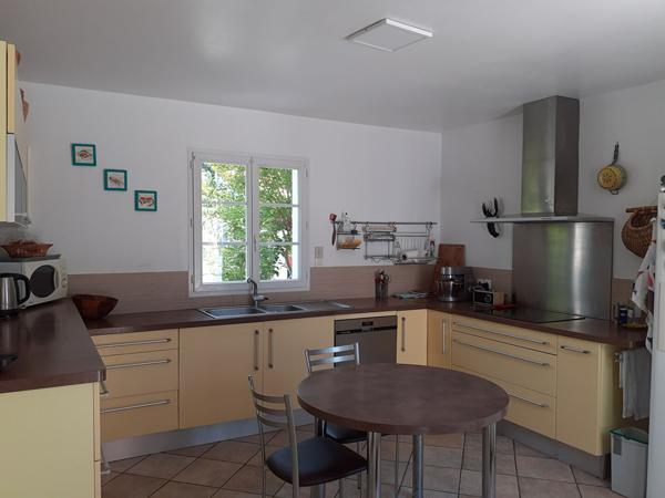 Entre nature préservée et océan - Élégante maison familiale avec piscine dans un cadre d'exception