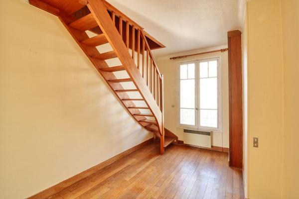 BOURG-LA-REINE - 2 pièces DUPLEX avec jardin et cave - Centre-ville