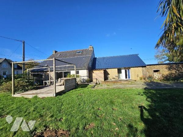 Maison a Vendre à SAINT-THOIS, en Finistère Centre (29), en Campagne, Maison d'habitation compr...