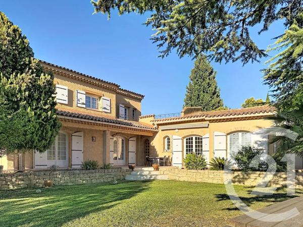 Maison à vendre  5 pièces - 231 m 2   MORIERES LES AVIGNON  - 84