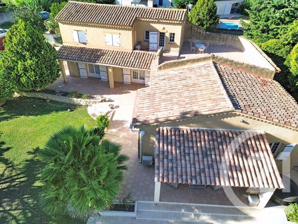 Maison à vendre  5 pièces - 231 m 2   MORIERES LES AVIGNON  - 84
