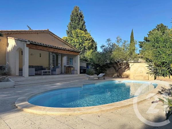 Maison à vendre  5 pièces - 231 m 2   MORIERES LES AVIGNON  - 84