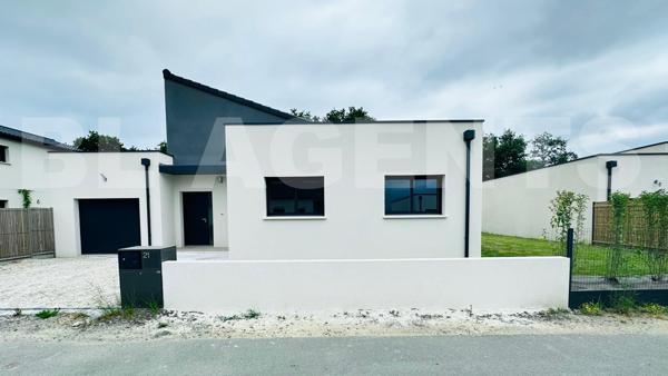À vendre – Maison neuve T5 d'architecture contemporaine – Cholet, secteur Ribou