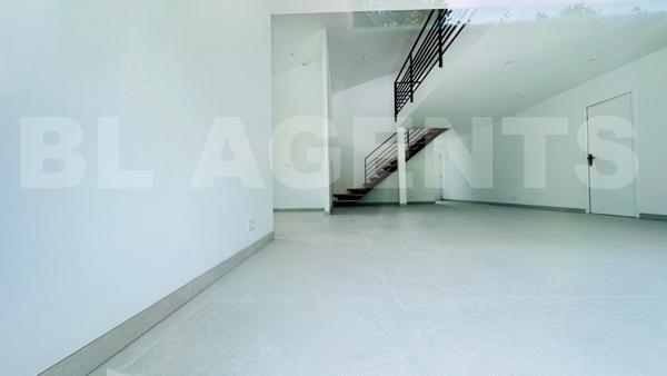 À vendre – Maison neuve T5 d'architecture contemporaine – Cholet, secteur Ribou