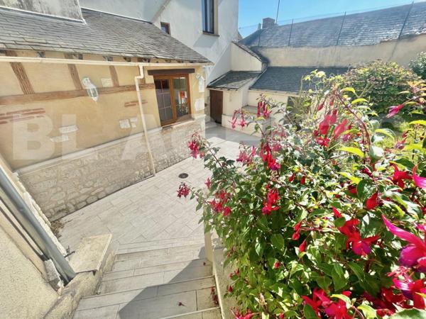 Maison de ville de 4/5 chambres en centre ville 