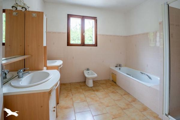 Maison à vendre |  Mirambeau |  6 pièces | 120 m²