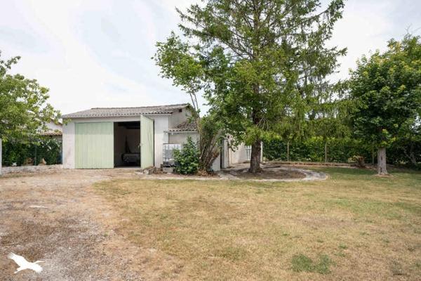 Maison à vendre |  Mirambeau |  6 pièces | 120 m²