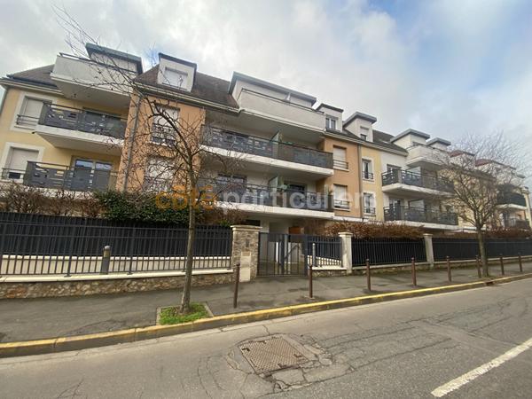 Location Appartement54,45 m² - 3 Pièces - MONTLHERY (91310)