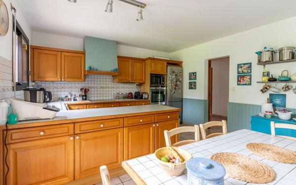 Maison à vendre    7 pièces •  Parentis-en-Born