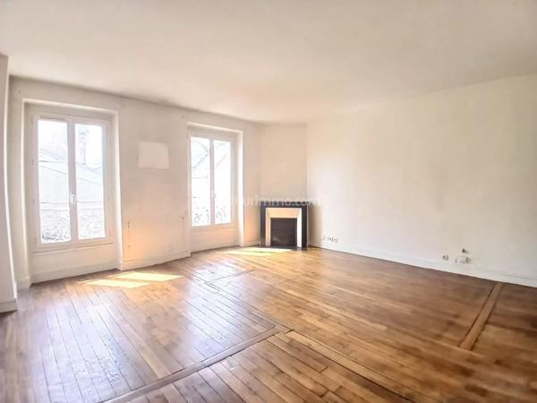 Vente                                                      Appartement
                        
                     2 pièces                      53 m2                     à Villeneuve-Saint-Georges