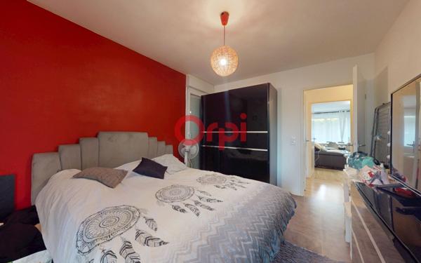 Appartement à vendre    4 pièces • 81,12 m2 Boussy-Saint-Antoine