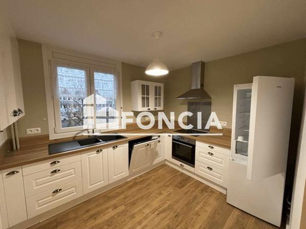 Location Appartement 4 pièces 80.82 m² - 3 RUE DU 8 MAI 1945 Saint Cyr Sur Loire 37540