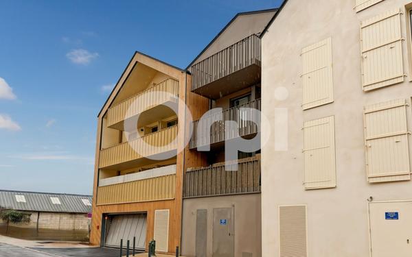 Stationnement à louer    11 m2 Senlis