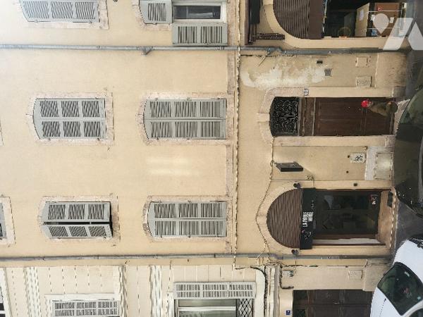 T2 rue Sainte 13001 Marseille d'une surface de 63 m²