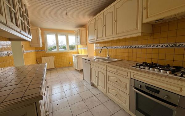 Maison à vendre    6 pièces • 123,45 m2 Clérieux