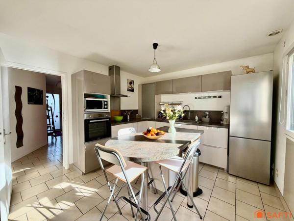 Maison 6 chambre vivable de plain pied.