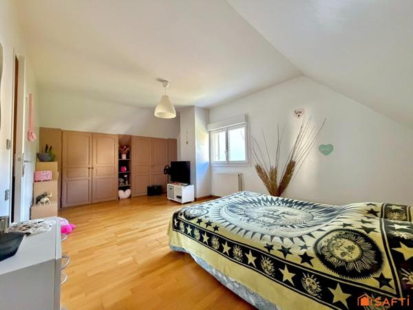 Maison 6 chambre vivable de plain pied.
