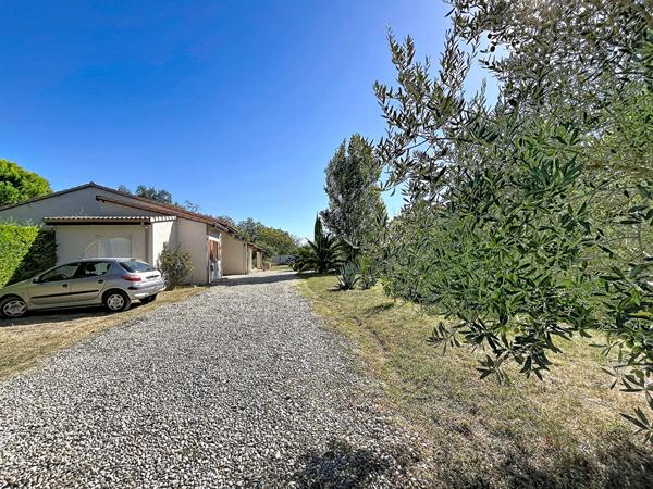 Maison Loriol Sur Drome 6 chambres, terrain 1230m², spa, bon DPE.