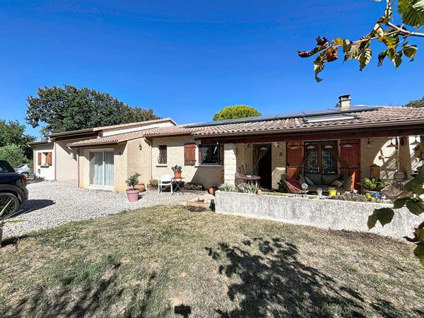 Maison Loriol Sur Drome 6 chambres, terrain 1230m², spa, bon DPE.