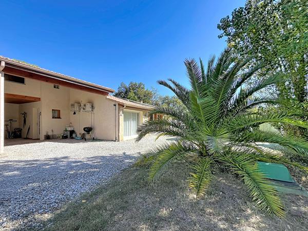 Maison Loriol Sur Drome 6 chambres, terrain 1230m², spa, bon DPE.