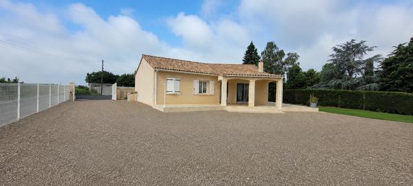 Pavillon de plain pied de 114 m² à Jardres