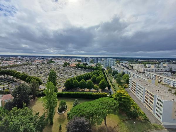 Location appartement La Roche Sur Yon : 470 € - AJP Immobilier La Roche-sur-Yon
