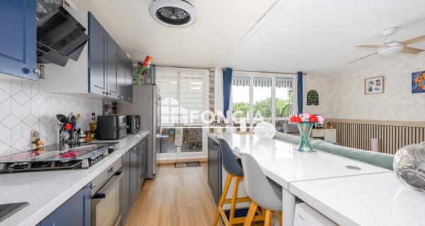 À vendre Appartement 4 pièces 71 m² - Combs-la-ville 77380