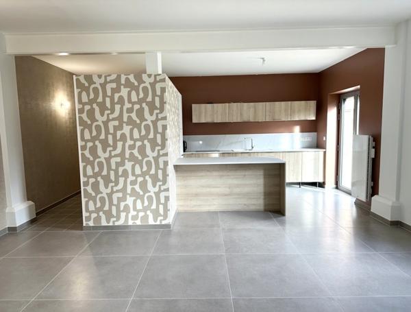 Immeuble à vendre |  Orléans |  8 pièces | 185 m²