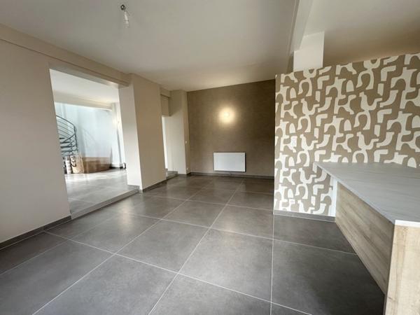 Immeuble à vendre |  Orléans |  8 pièces | 185 m²