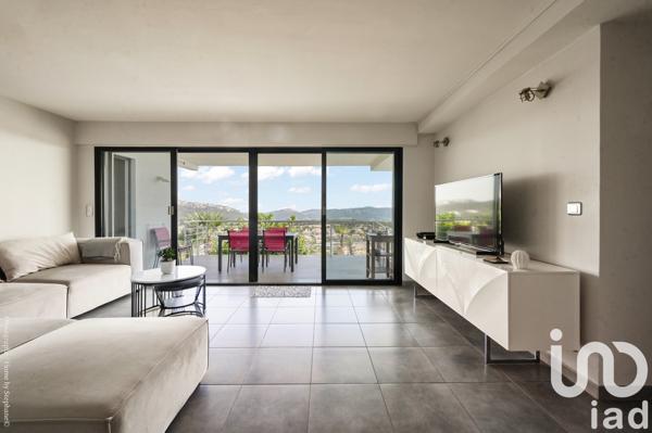 Maison à vendre 8 pièces 280 m² Carnoux-en-Provence