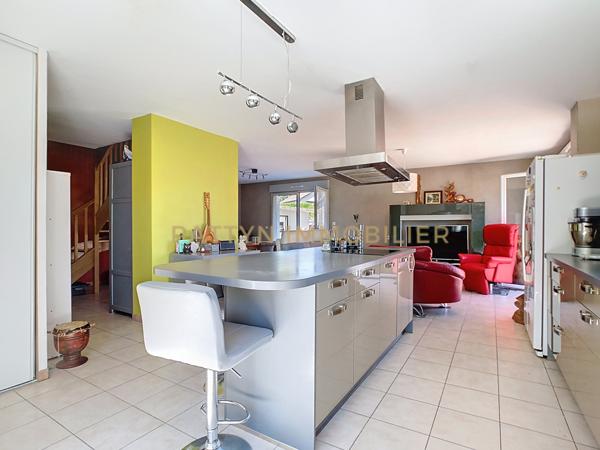 Saint-André-de-Corcy (01390) Maison individuelle BBC 115 m² – 4 chambres – Calme & confort moderne
