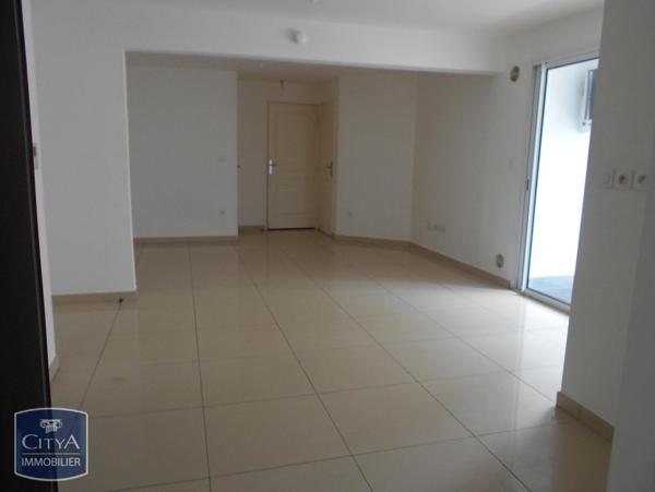 Appartement à louer 3 pièces 63.31m² Saint-Denis (97490)