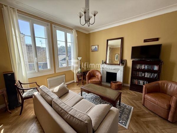 Charme et élégance pour cet appartement T3 près de la cathédrale