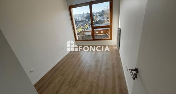 À vendre Appartement 4 pièces 82.56 m² - Saint-cyr-l'école 78210