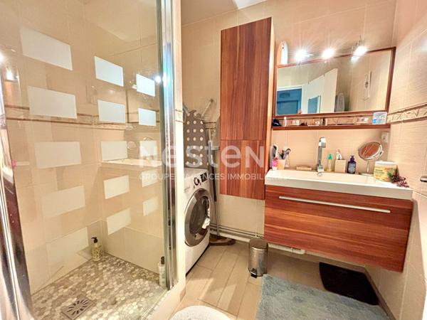 Appartement lumineux 3 chambres 74 m² traversant avec balcon, parking, cave, Verrières-le-Buisson centre, proche écoles, commerces, espaces verts, bus, RER B, N20 et A6, calme, idéal famille ou télétravail