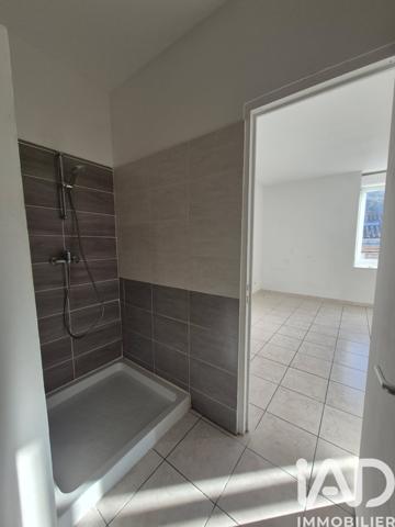 Location appartement 4 pièces 76 m² Mazamet