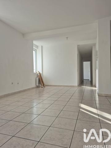 Location appartement 4 pièces 76 m² Mazamet