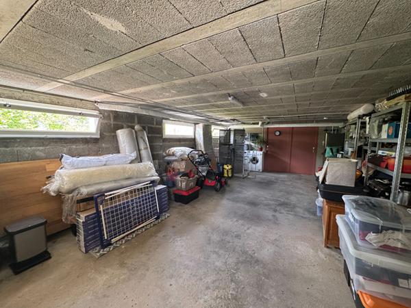 Maison rénovée avec goût à Louhans , 3 chambres - Terrain clos de plus de1200 m²