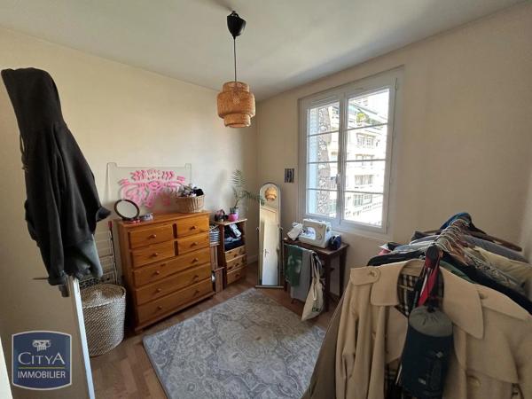 Appartement à louer 3 pièces 46.96m² Tours (37000)