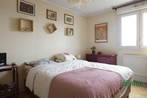 Dernier étage avec loggia T3 de 63,92m2 avec Garage.  Lyon (69008)