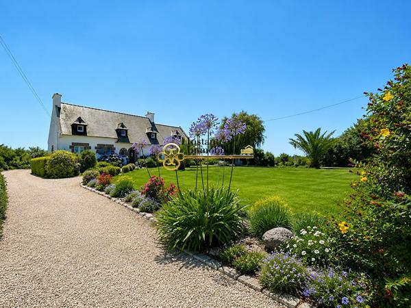 Maison Traditionnelle SANTEC