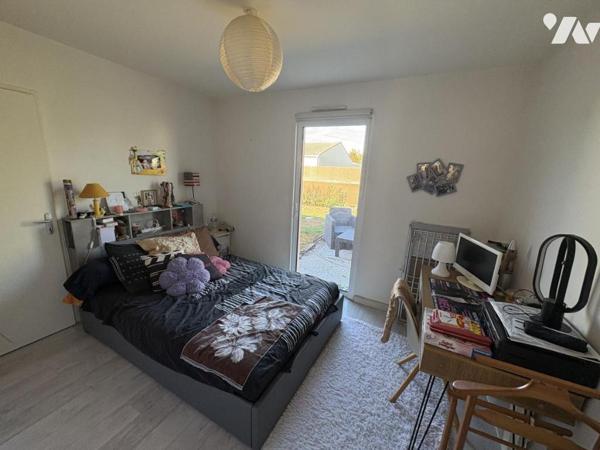 VOUILLE, pavillon plain-pied avec piscine