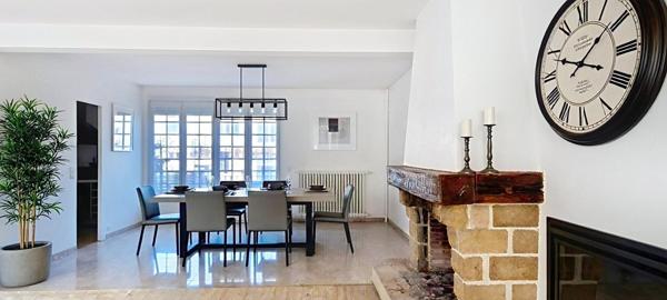 YERRES, belle maison familiale de 205 m² avec piscine, terrain plein sud et  sous sol total