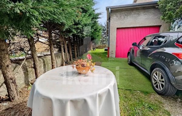 Maison familiale avec 4 chambres et jardin