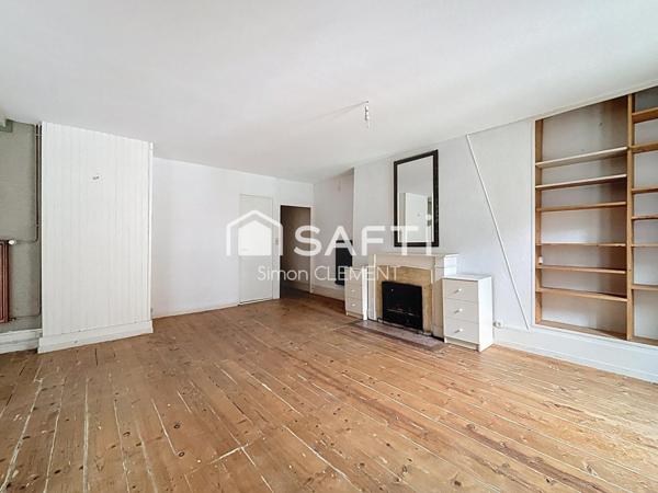 Grand appartement pour une famille ou divisible pour un investisseur.