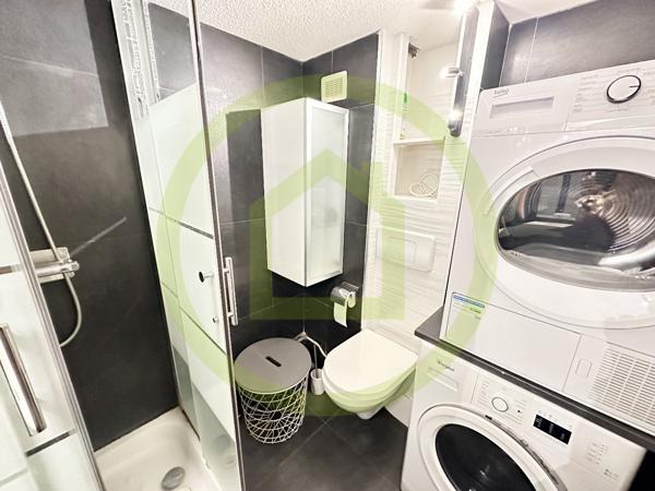 Appartement à SAINT CYR SUR MER (83270)