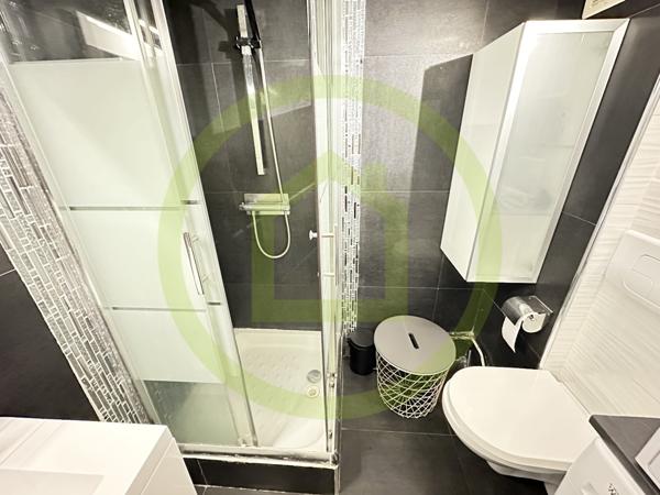 Appartement à SAINT CYR SUR MER (83270)