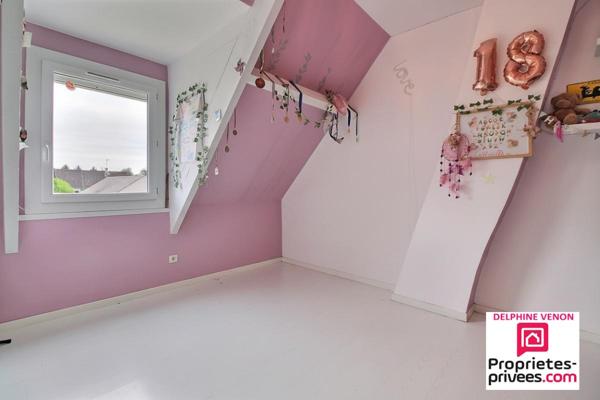 Exclusvité - Maison 3 chambres + bureau à 2 pas des écoles et des commerces à Châteauneuf sur Loire